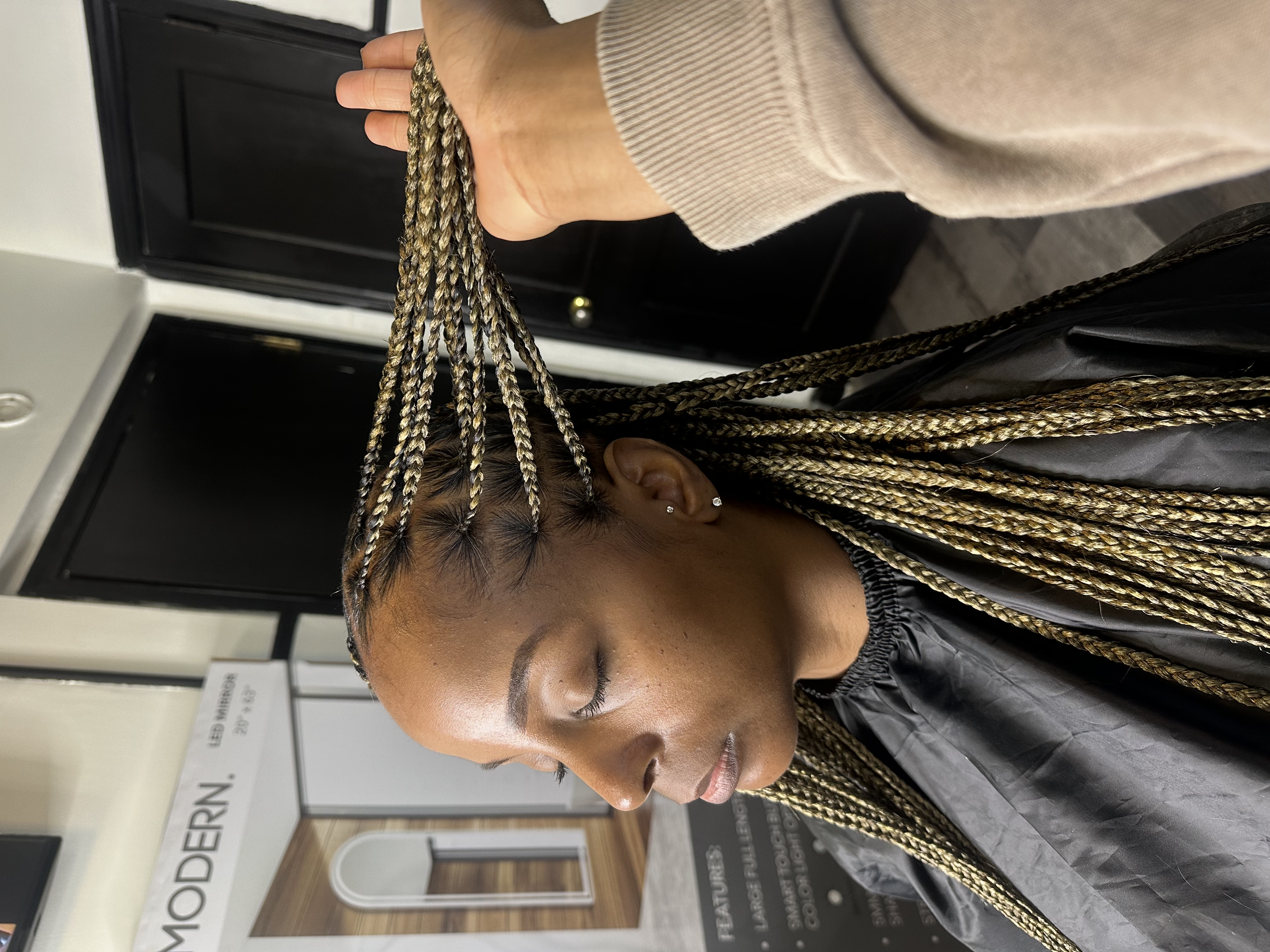 Knotless Medium